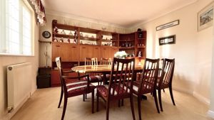 Dining Room- click for photo gallery
